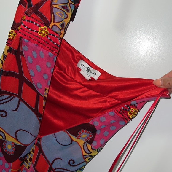 Flowy halter silk dress - Picture 6 of 9